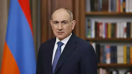 Paşinyan Barış Anlaşması İçin Anayasa Değişikliği Hazırlığında