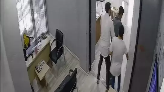 15 Yaşındaki Stajyer Nefes Borusuna Erik Kaçırdı