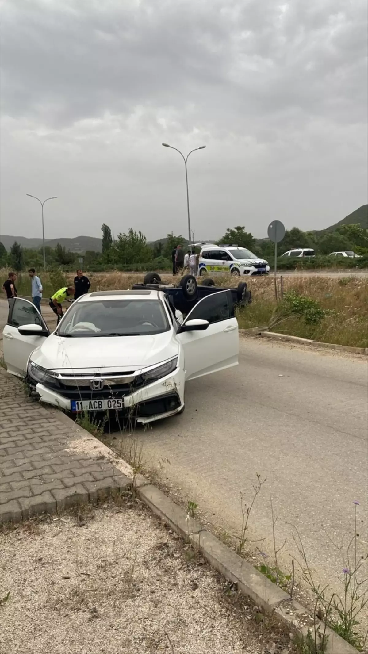 Bilecik'te Kaza: 3 Yaralı