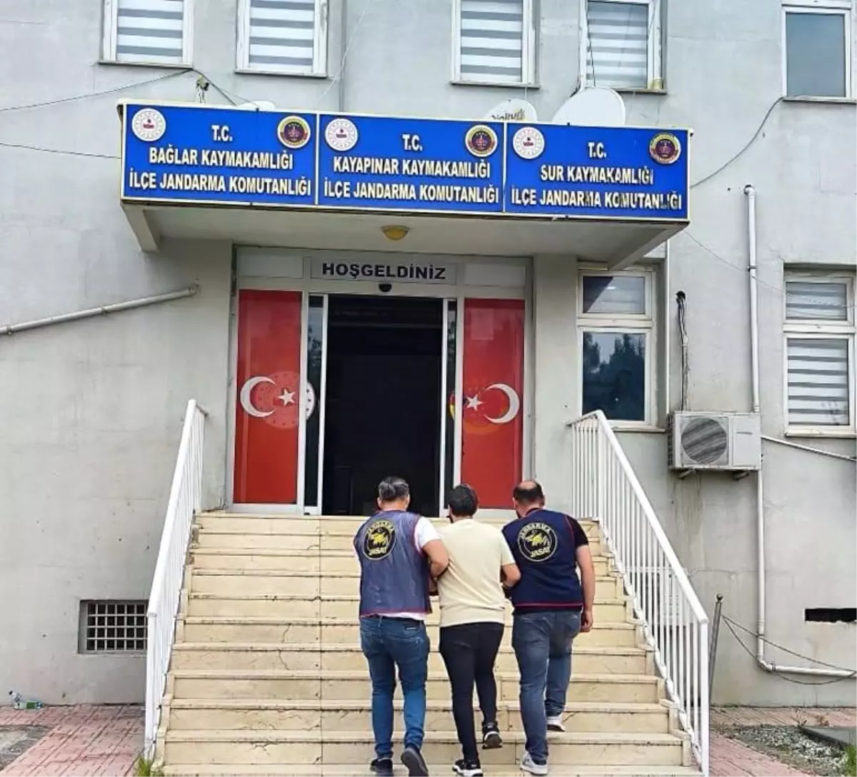Diyarbakır'da 82 Yıl Hapis Ceza Alan Zanlı Yakalandı