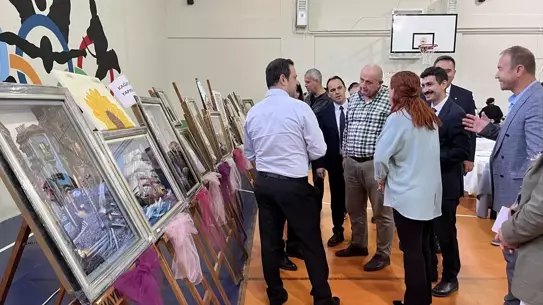 Hayrabolu'da Yıl Sonu Sergisi Açıldı