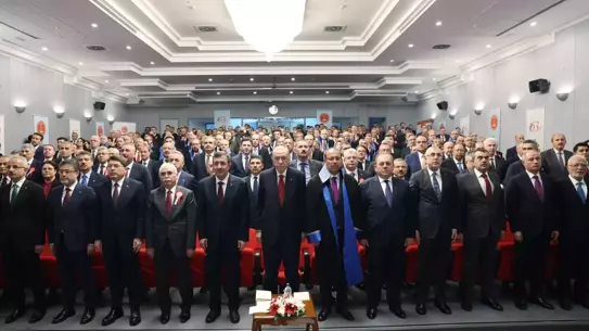 Cumhurbaşkanı Erdoğan: Türkiye'de hiç kimse hukukun üstünde değildir