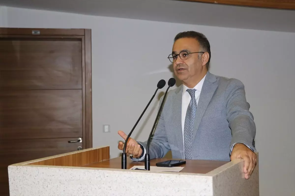 İzmir'de öğrencilerin iyilik projeleri sergilendi