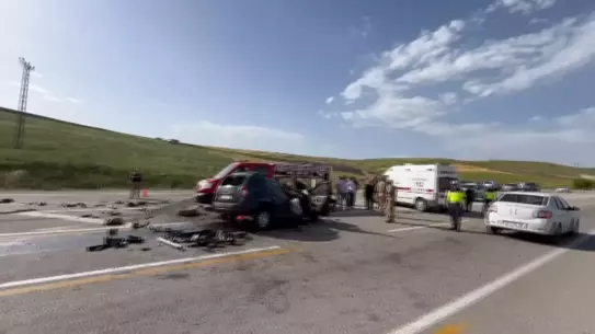 Elazığ'da Trafik Kazası: 1 Ölü, 2 Yaralı