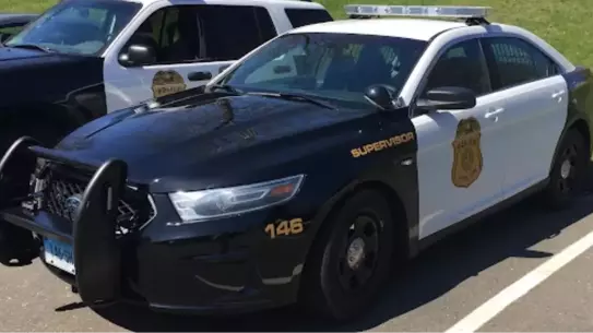 Connecticut'ta AVM'de Silahlı Saldırı: 5 Yaralı