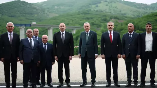Erdoğan ve Aliyev, Azerbaycan'da Havalimanı Açılışını Gerçekleştirdi