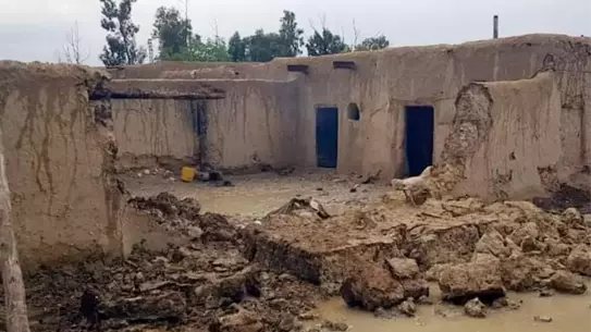 Pakistan'da Fırtına: 25 Ölü, 160 Yaralı