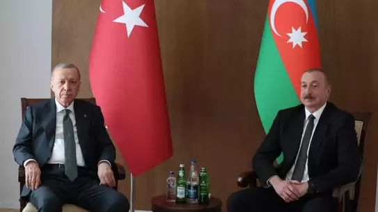 Cumhurbaşkanı Erdoğan, Azerbaycan Cumhurbaşkanı Aliyev ile görüştü