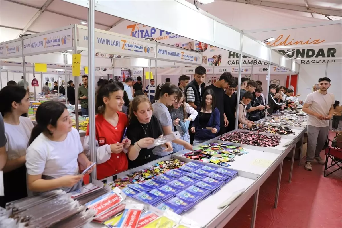 Çarşamba'da 70 Bin Kişi Kitap Fuarını Ziyaret Etti