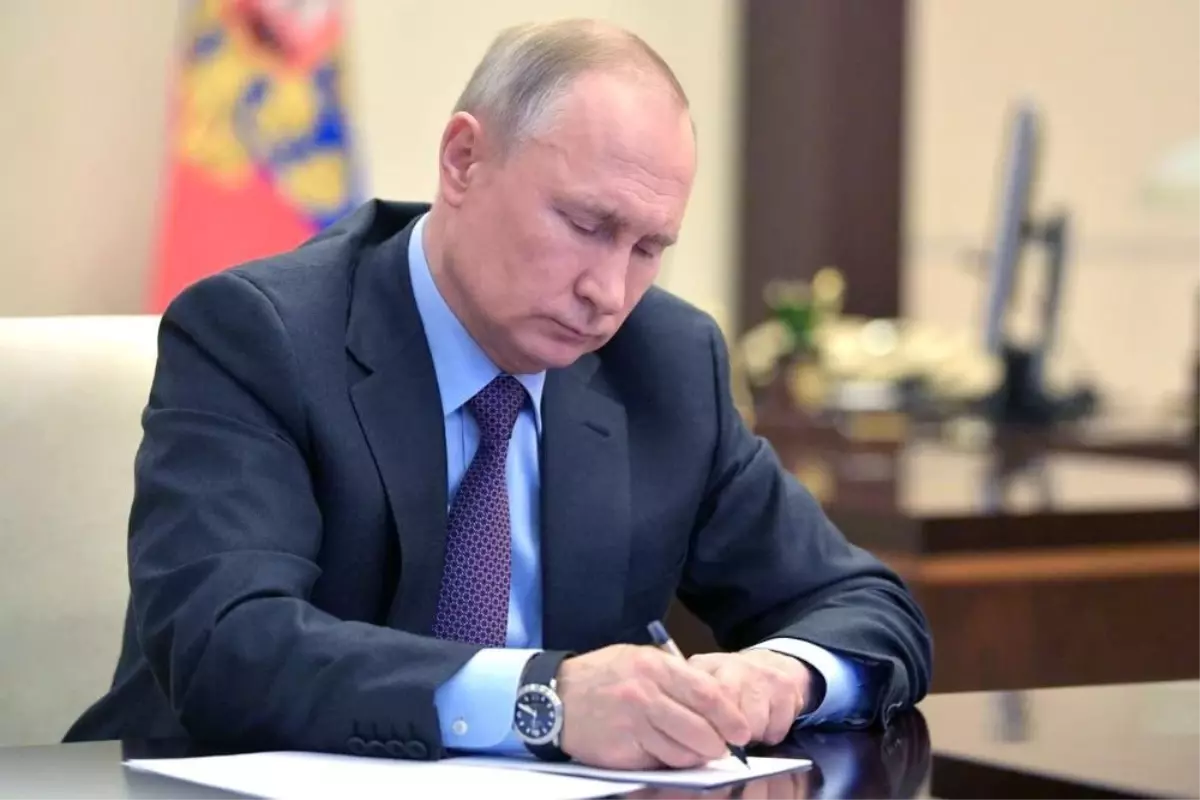 Putin'den Azerbaycan'a Kutlama Mesajı