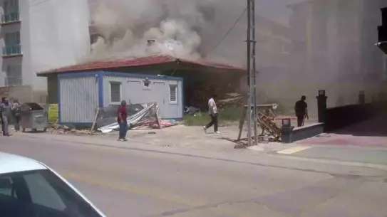 Sincan'da Müstakil Evde Yangın