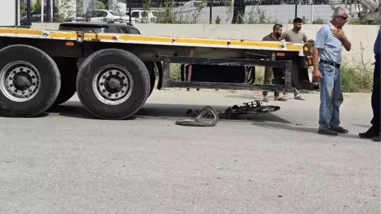 Mersin'de TIR Kazası: 16 Yaşındaki Öğrenci Öldü