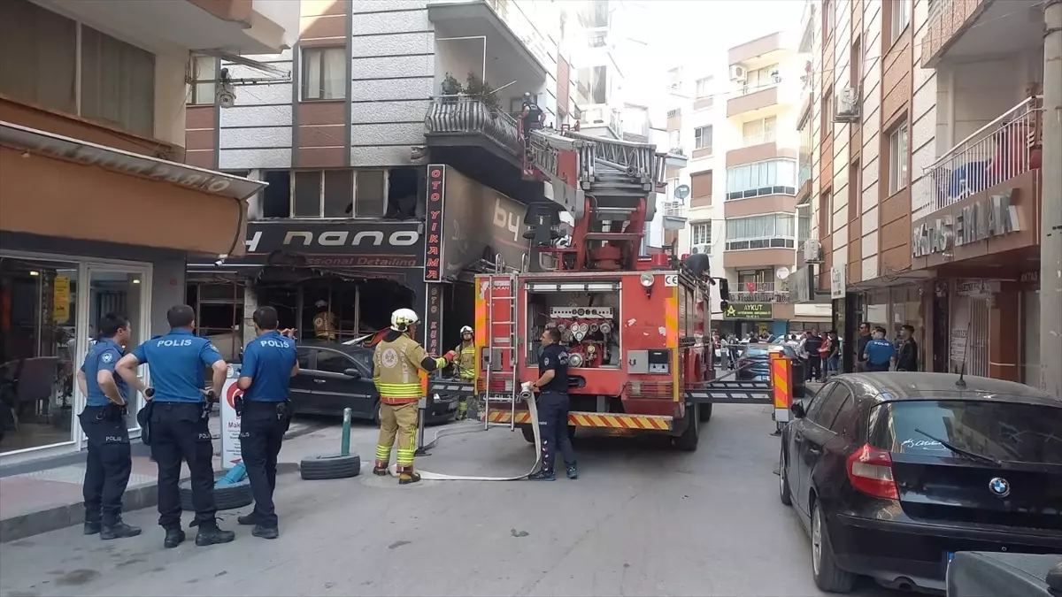 Manisa'da Oto Yıkamada Yangın: İş Yeri Sahibi Ağır Yaralı