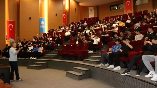 Sakarya'da Sınav Stresi Semineri Düzenlendi