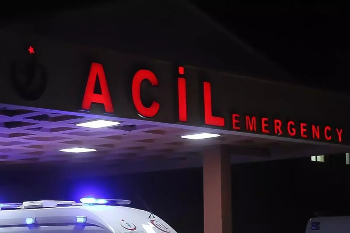113 Üniversite Öğrencisi Zehirlenme Şüphesiyle Hastaneye Başvurdu