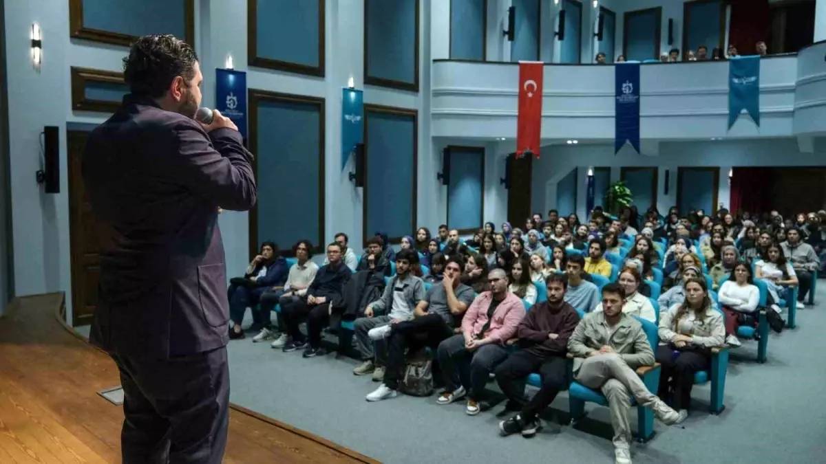 Kocaeli'de Gençlere Yönelik Kılavuz Kariyer Programı Başladı