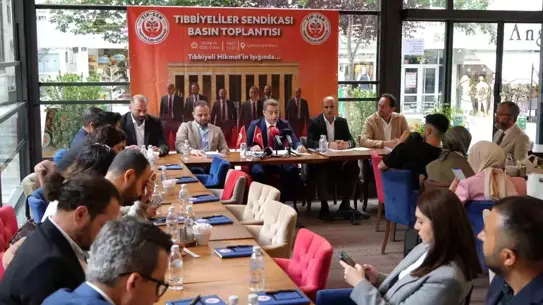 Tıbbiyeliler Sendikası Kuruldu