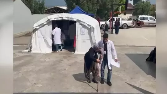 Tıp Öğrencileri İznik'te Ücretsiz Sağlık Hizmeti Verdi