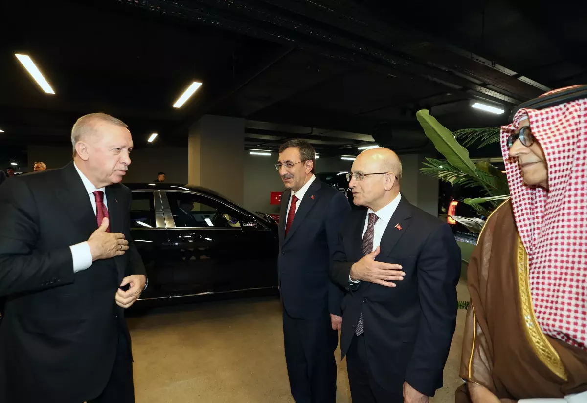 Cumhurbaşkanı Erdoğan: İslam alemi olarak aramızdaki iş birliği imkanlarını en üst düzeye çıkarmalıyız -1