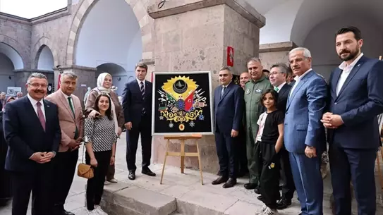 Merzifon Halk Eğitim Merkezinin yıl sonu sergisi açıldı