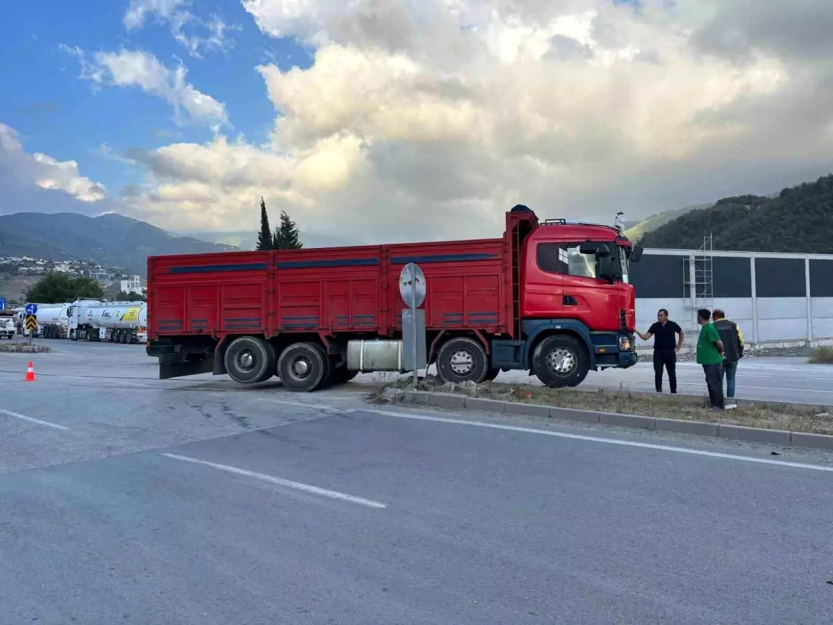 Osmaniye'de Trafik Kazası: 1 Yaralı