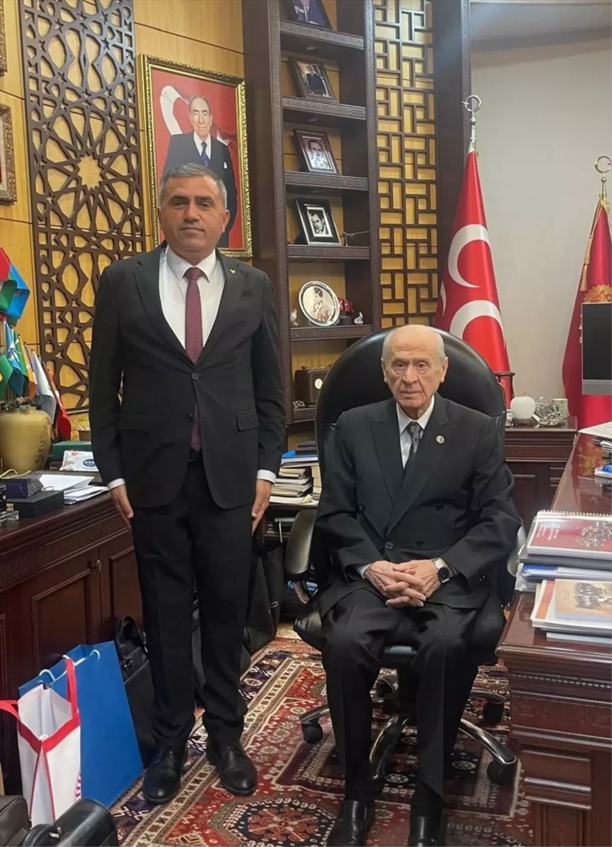 MHP Lideri Bahçeli'ye Samsunspor Forması