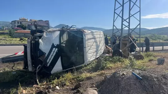 Bingöl'de Trafik Kazası: 5 Yaralı