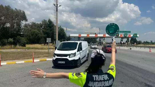 Jandarma Bayram Öncesi Otobüs Denetimi Yaptı