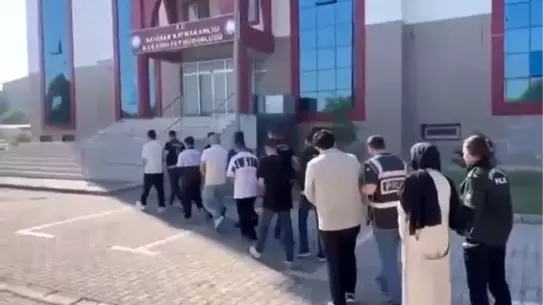 Akhisar'da Dolandırıcılık Şebekesi Çökertildi