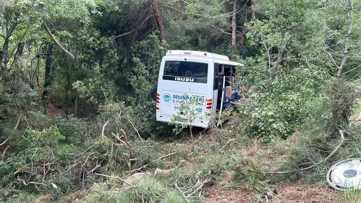 Eskişehir'de Midibüs Kazası: 28 Yaralı