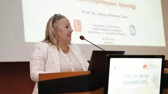 Diyetisyenler Günü'nde Sağlık Vurgusu
