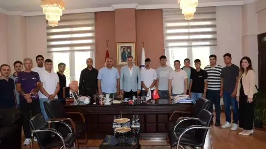 Geleceğin Ahi Adayları AYESOB'u Ziyaret Etti