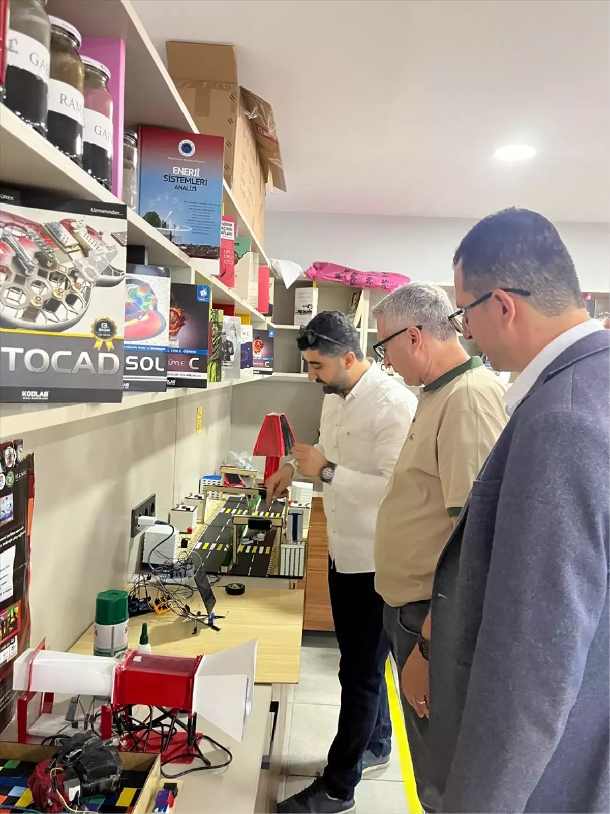 Ciğer, TÜGVA Öğrencileriyle Buluştu