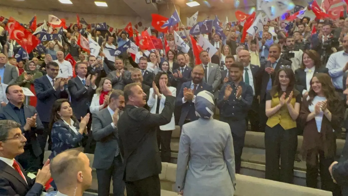 Ağıralioğlu: Anayasa Önce İfade Hürriyeti