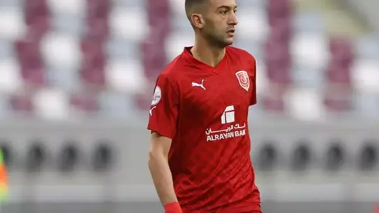 Galatasaray'dan gönderilen Ziyech yeni kulübünden de 4 ayda yollandı
