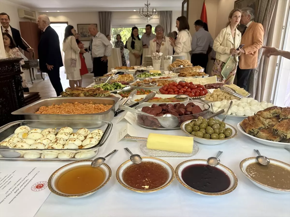 Atina'da Geleneksel Türk Kahvaltısı Etkinliği
