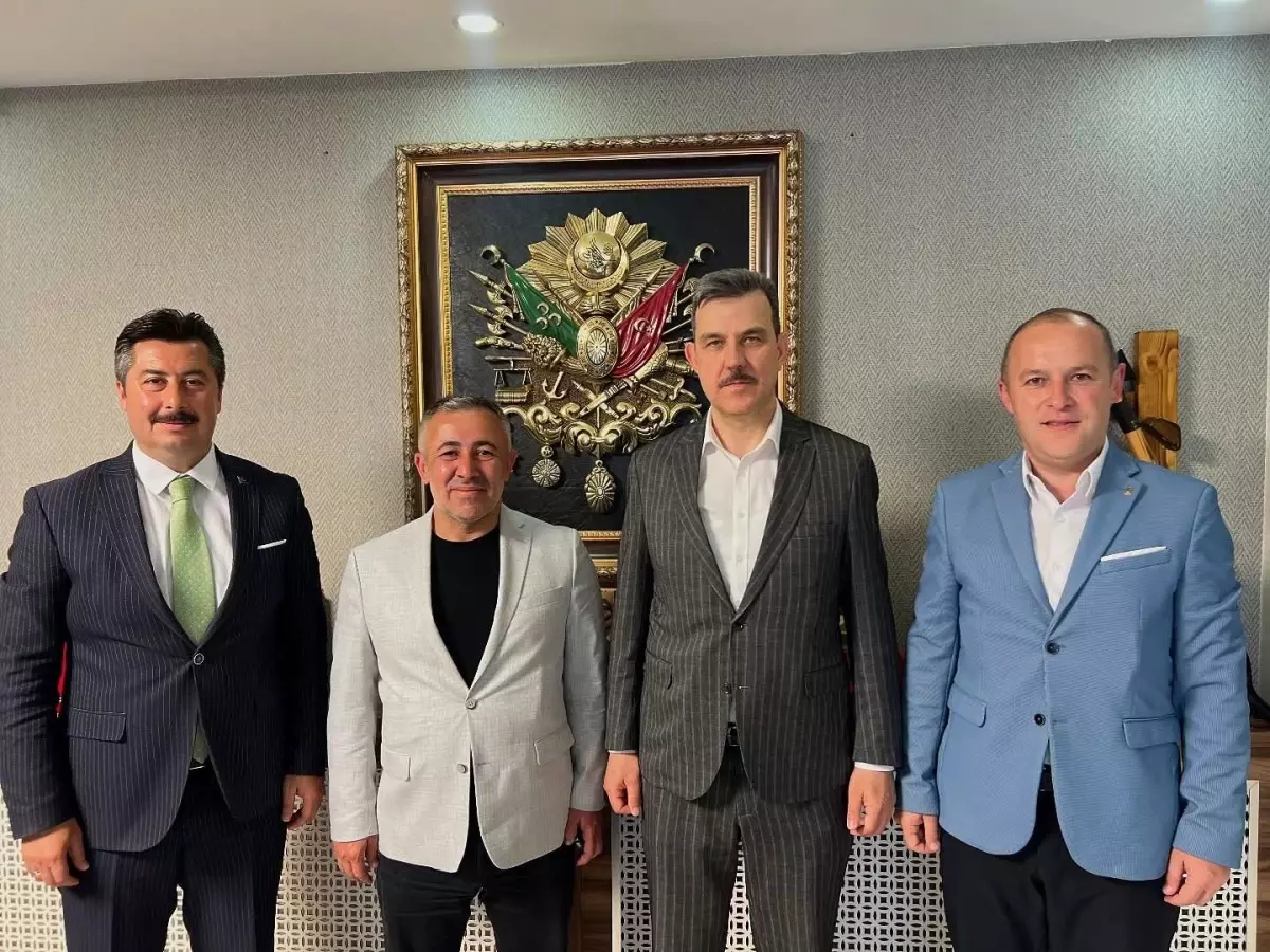 AK Parti Bilecik İl Başkanı Serkan Yıldırım, Genel Merkez Ziyaretçilerini Ağırladı