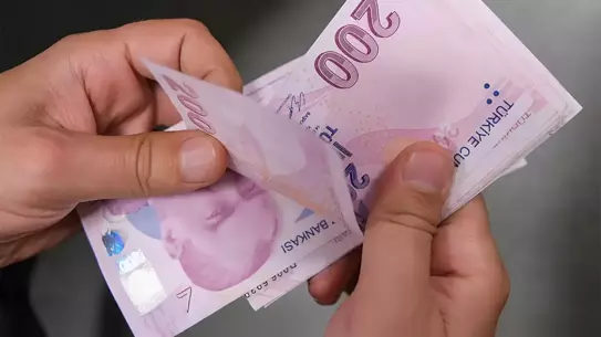 Memur ve emeklilerin maaş zammını etkileyecek enflasyon verileri açıklanacak