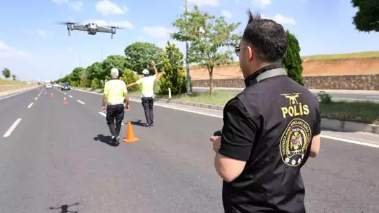 Elazığ'da Dron ile Trafik Denetimi