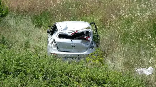 Çanakkale'de Kaza: Araç Takla Attı