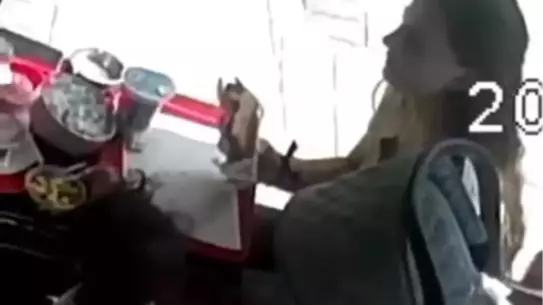 Saçlı Tost Skandalı