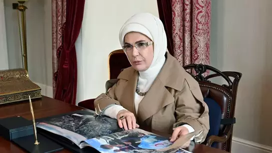 Emine Erdoğan, Türk Kızılay'a kurban bağışında bulundu