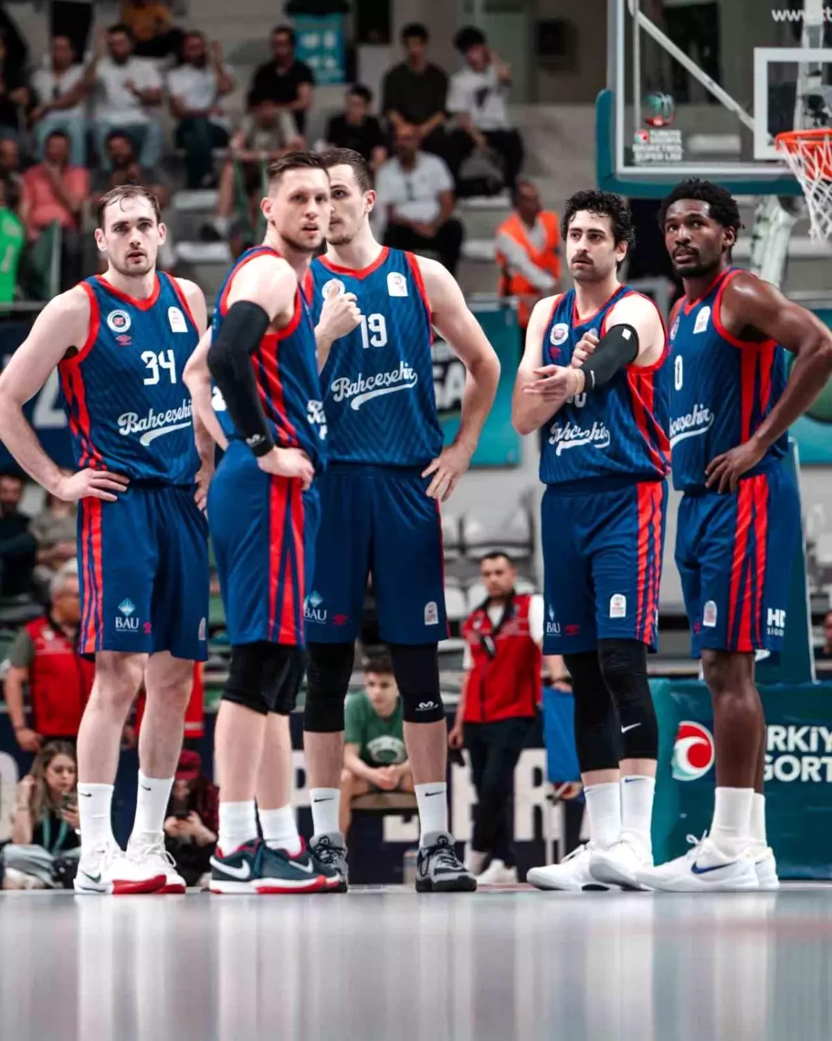 Bahçeşehir Koleji Yarı Finale Yükseldi