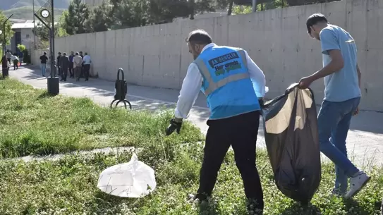 Bitlis'te Dünya Çevre Günü Temizliği