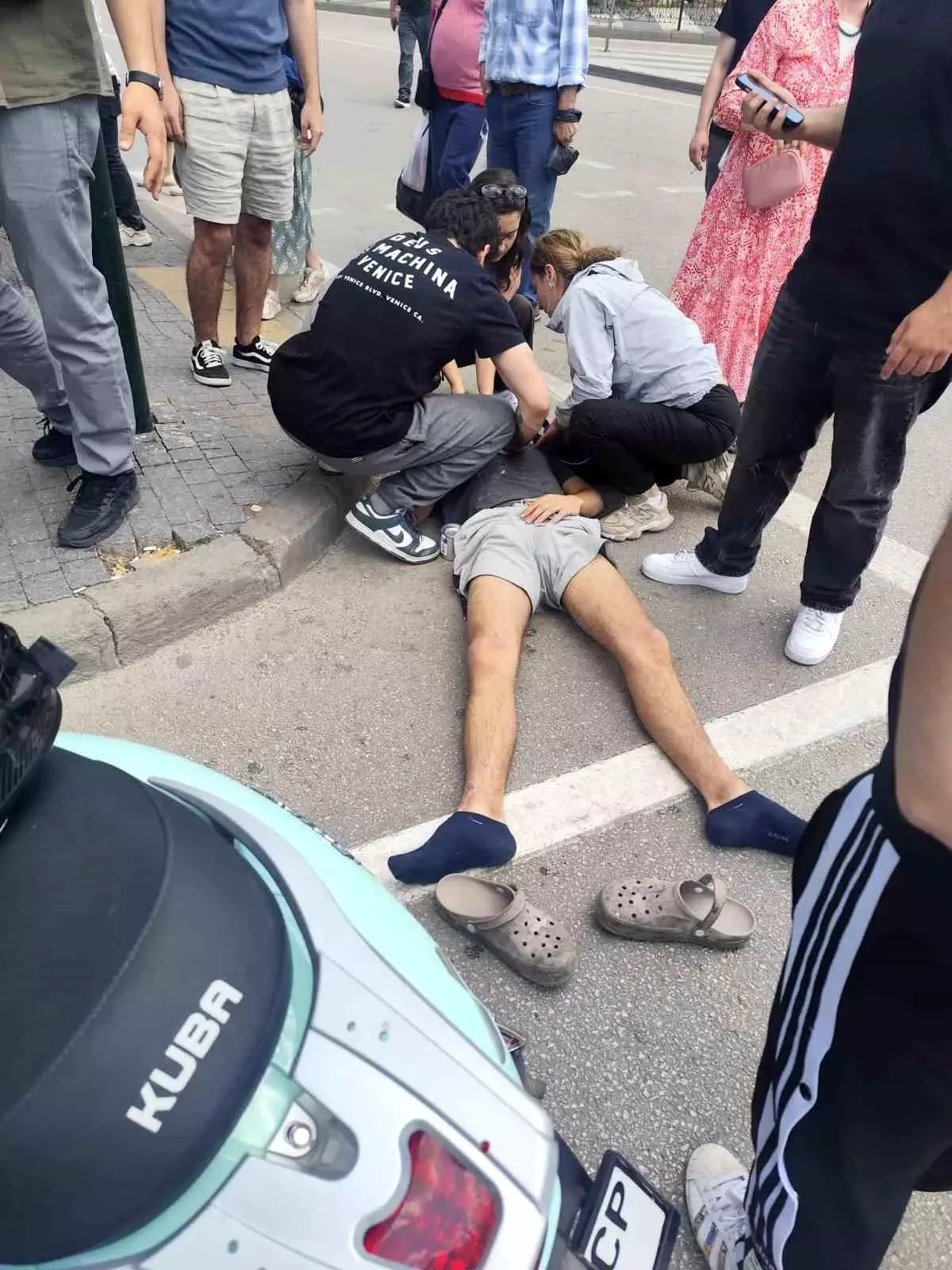 Bursa'da Trafik Kazası: 2 Motosikletli Yaralandı