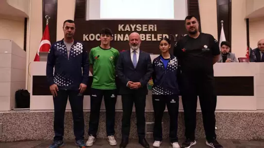 Kocasinan Belediyesi'nden Güneş Enerjisi ve Sporculara Destek!