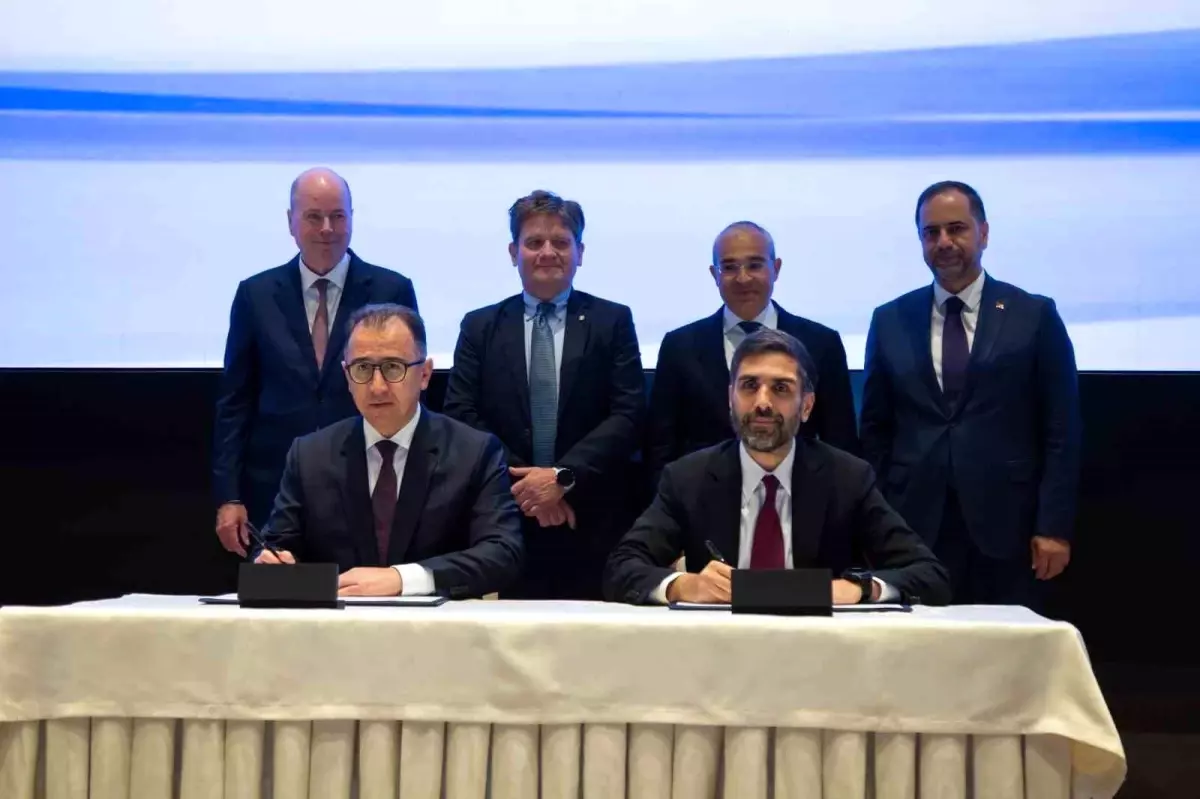 Hazar Fuarı'nda Enerji Anlaşmaları Imzalandı