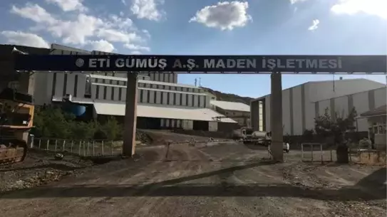 Elazığ'da İşçiler Maaşlarını Alamıyor