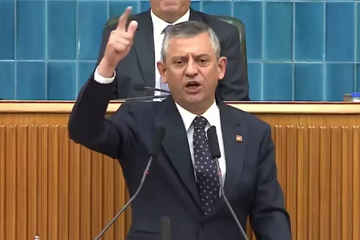 Özgür Özel'den kayyum resti: 2 milyon üyemiz alnını karışlar