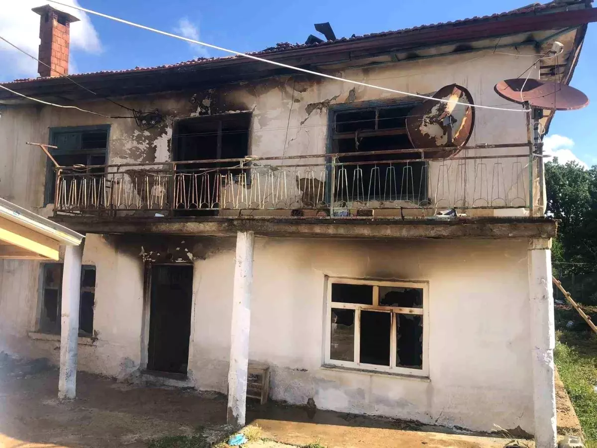 Konya'da Evde Çıkan Yangın Kontrol Altına Alındı
